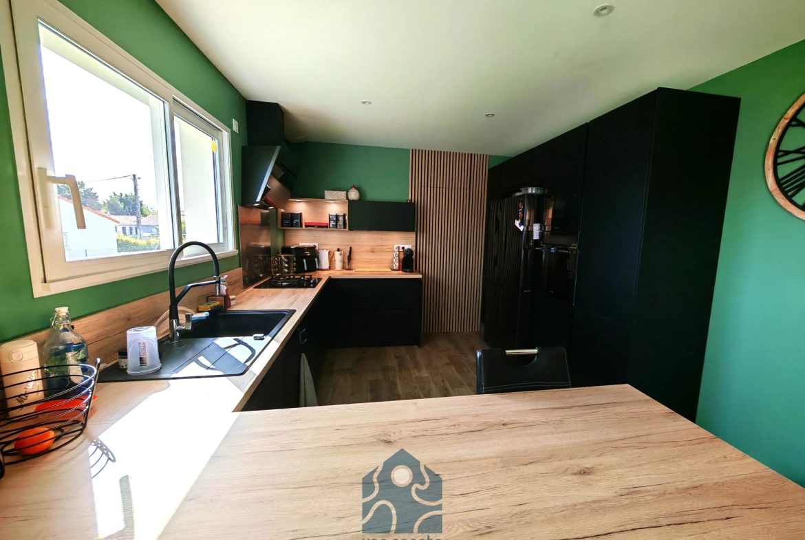 Maison neuve de 115 m² avec terrain clos à Saint Laure à vendre 
