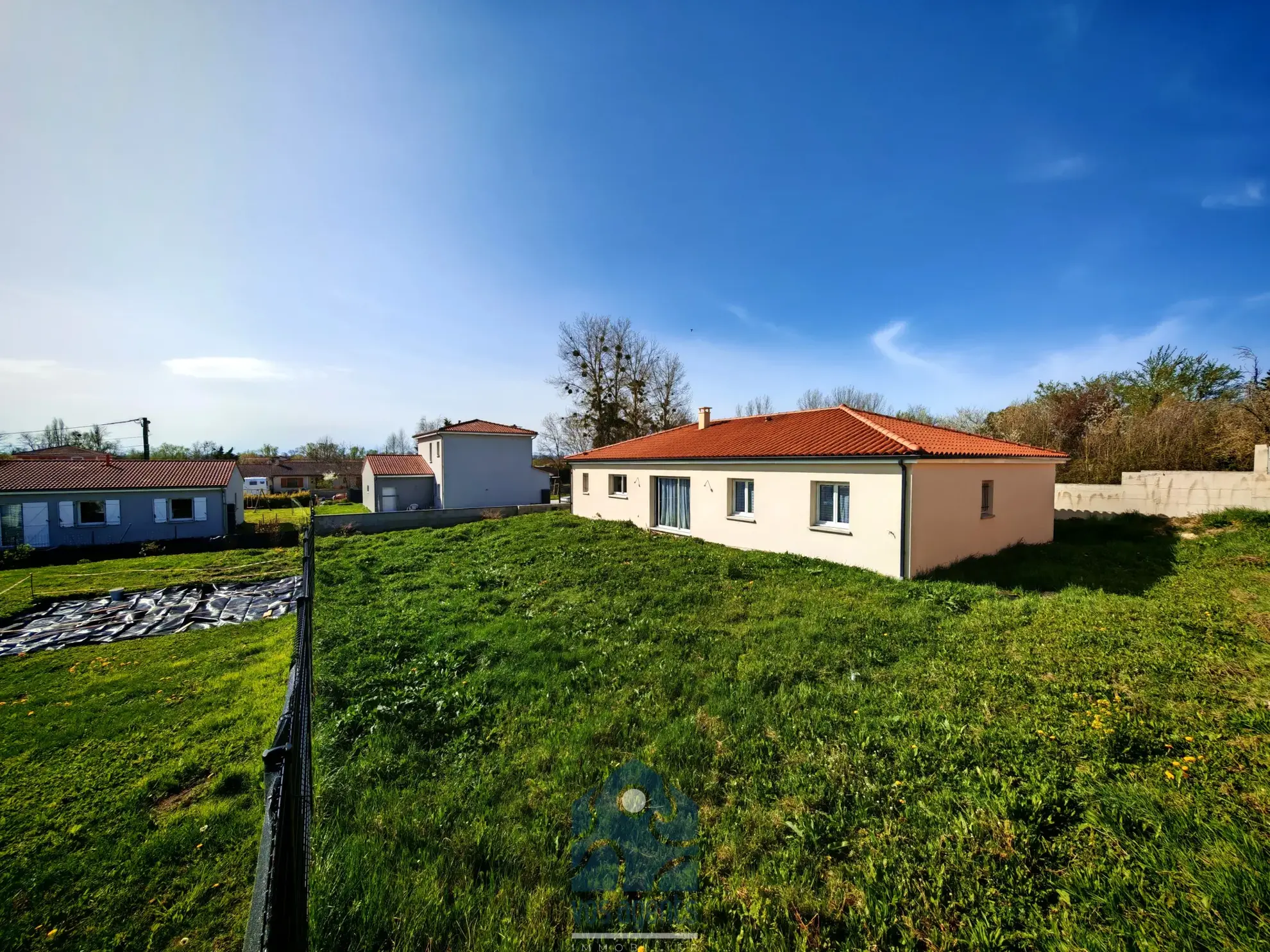 Maison neuve de 115 m² avec terrain clos à Saint Laure à vendre 