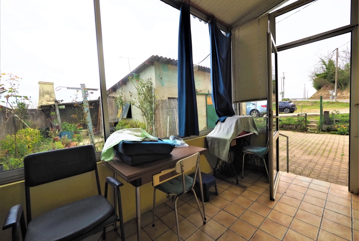 Maison 4 chambres avec jardin et garages à Gontaud de Nogaret 