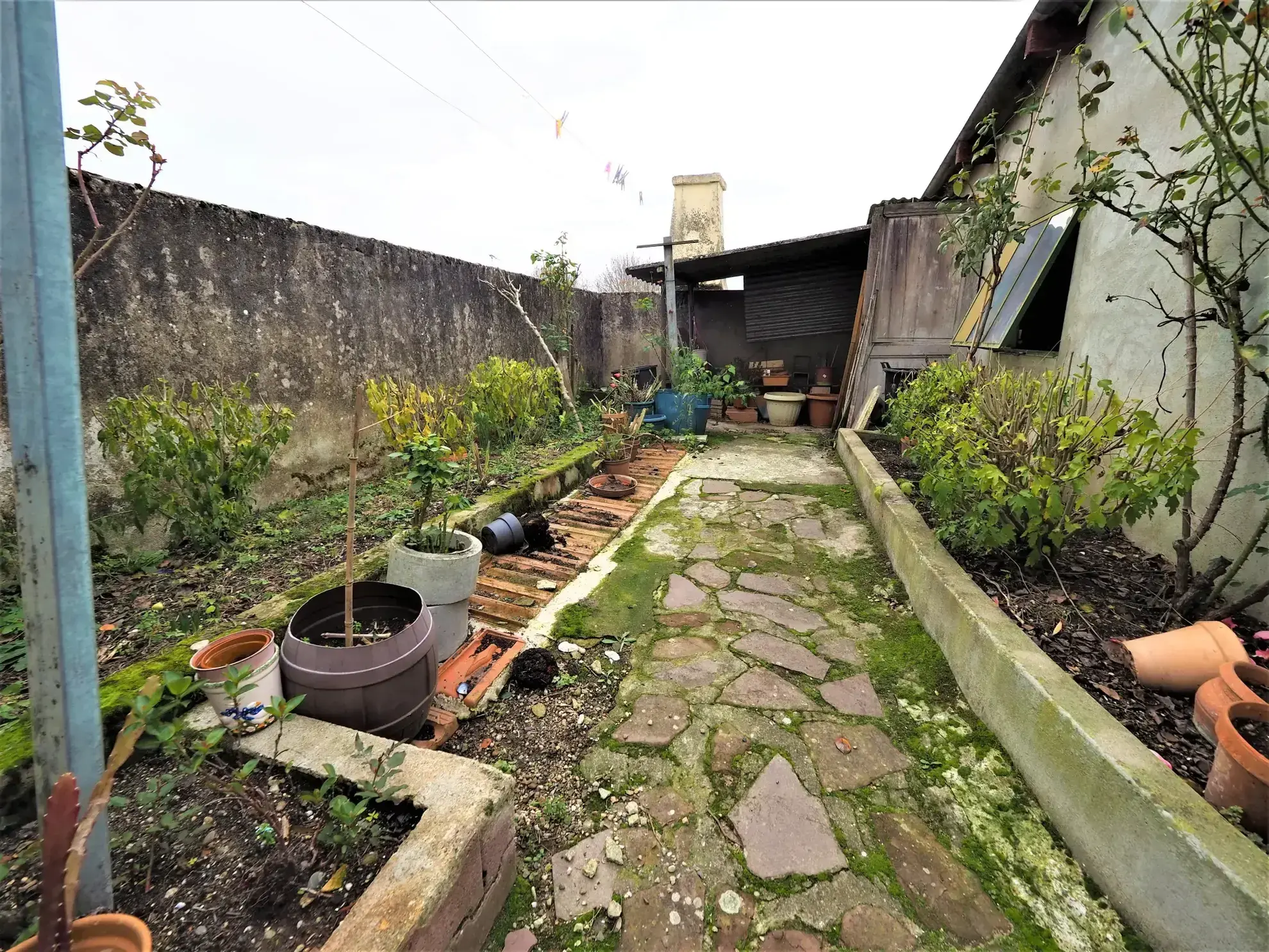 Maison 4 chambres avec jardin et garages à Gontaud de Nogaret 