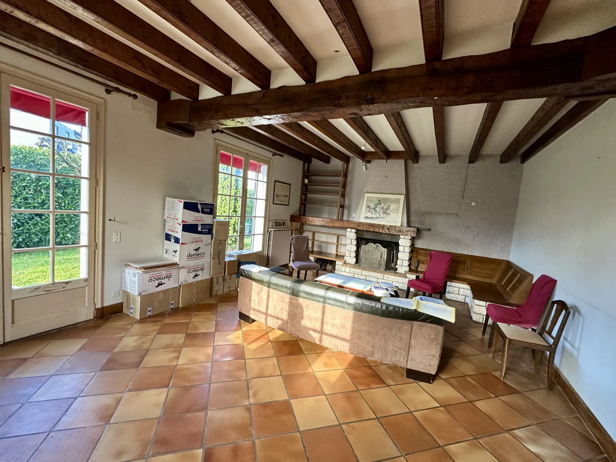 Maison de caractère à Niort, 5 chambres, jardin clos, quartier Clou Bouchet 