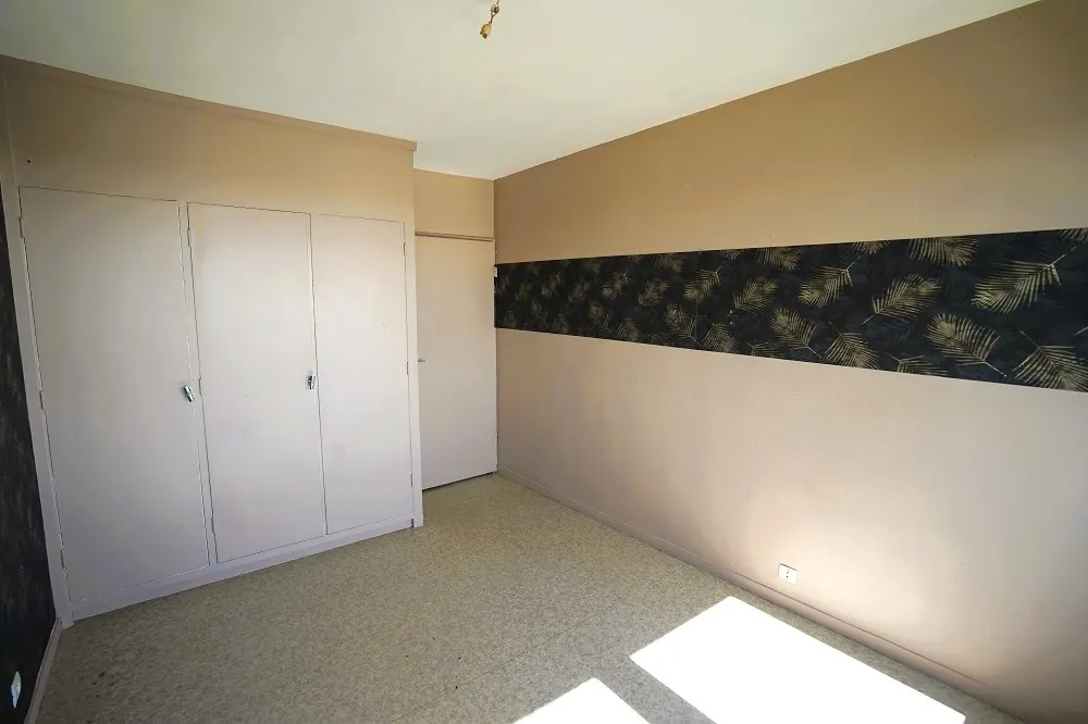 Appartement T3 à Hem Longchamp avec balcon et cave 