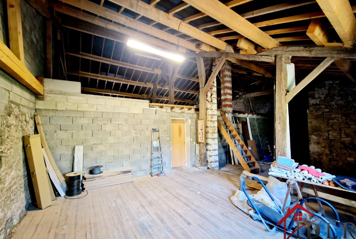 Maison spacieuse de 171 m2 avec garage et jardin à Serqueux 