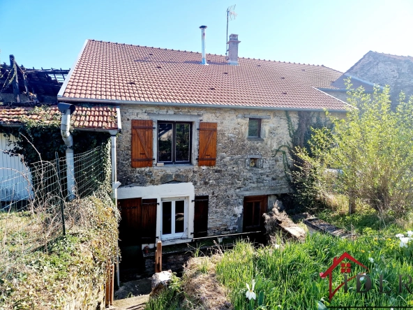 Maison spacieuse de 171 m2 avec garage et jardin à Serqueux 