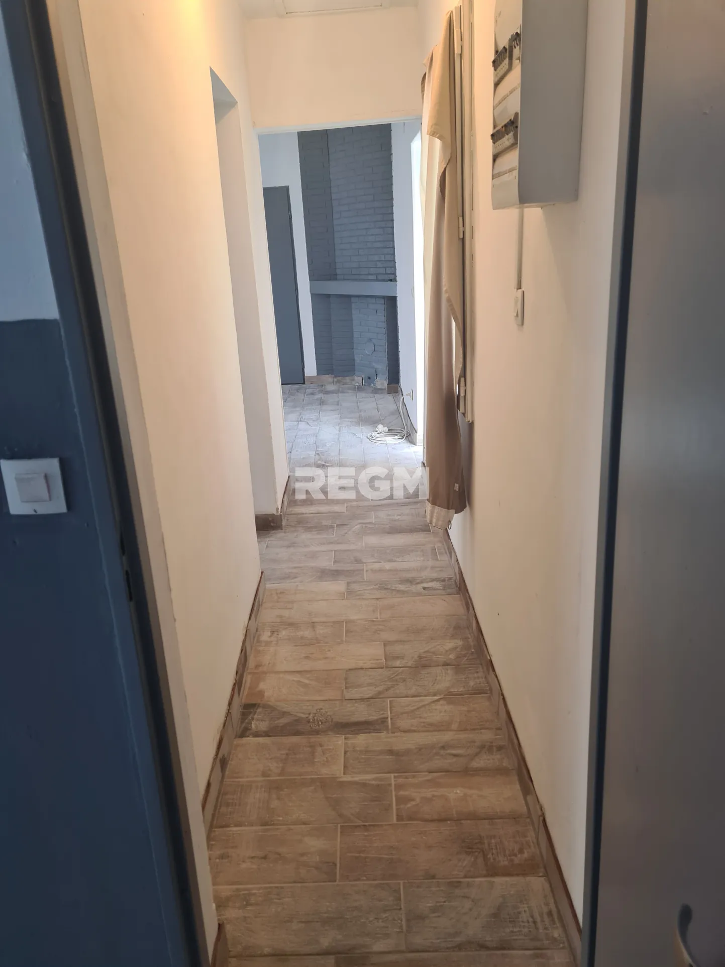 Maison de plain-pied à vendre à Evin-Malmaison avec 2 chambres et cour 