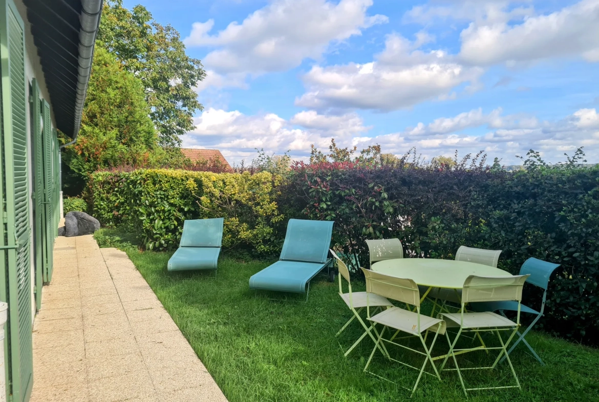 Maison de plain-pied à Varennes Vauzelles avec jardin de 1957 m² 