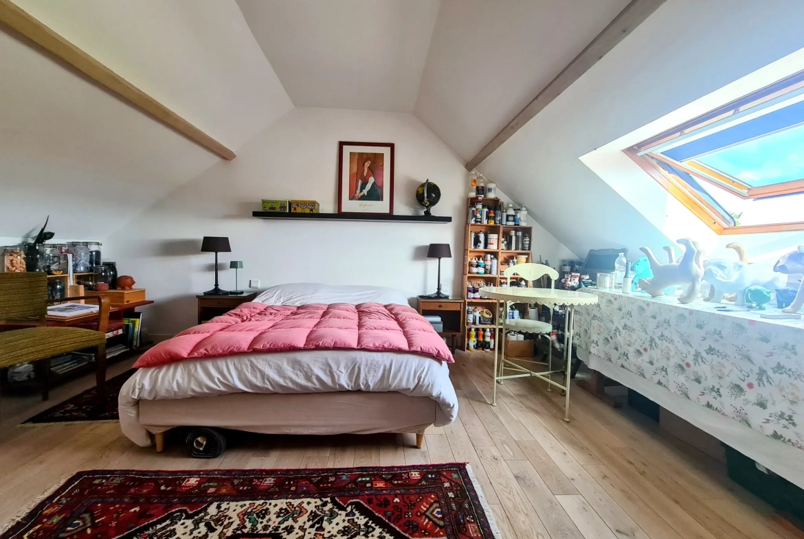 Maison de plain-pied à Varennes Vauzelles avec jardin de 1957 m² 