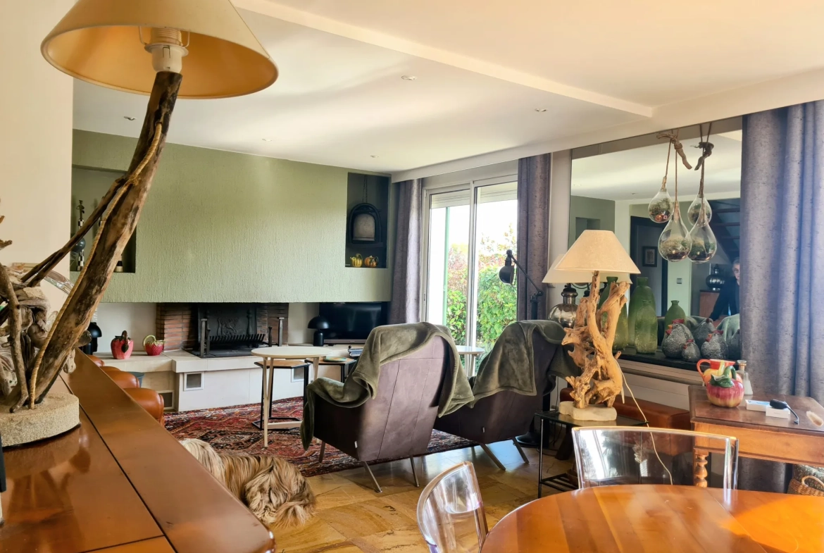 Maison de plain-pied à Varennes Vauzelles avec jardin de 1957 m² 