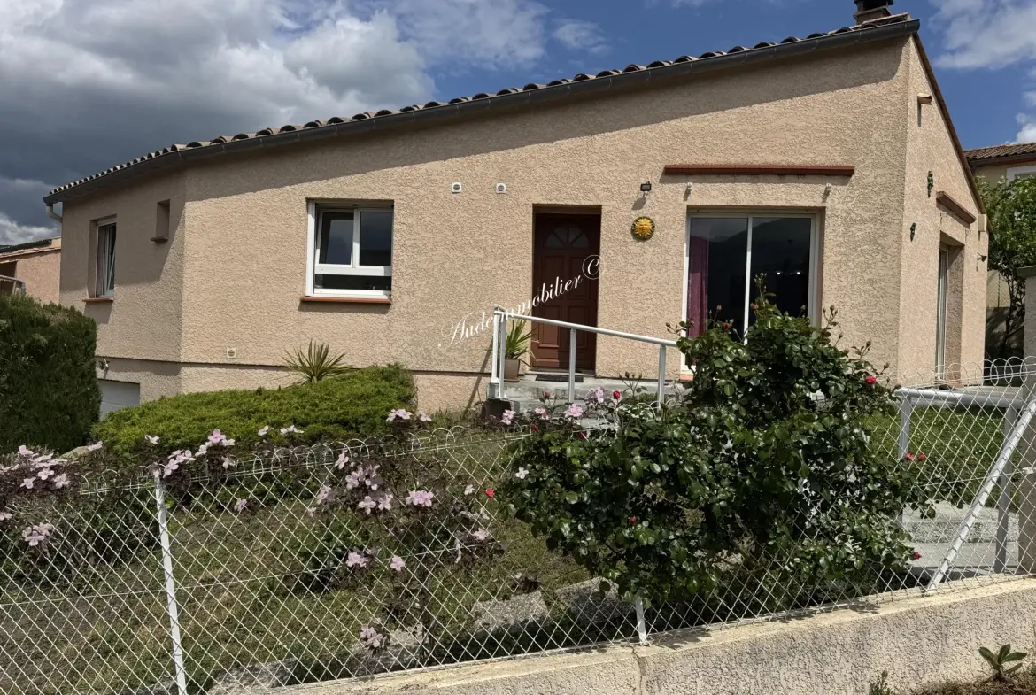 Belle maison de plain-pied avec garage à Quillan - vue panoramique 