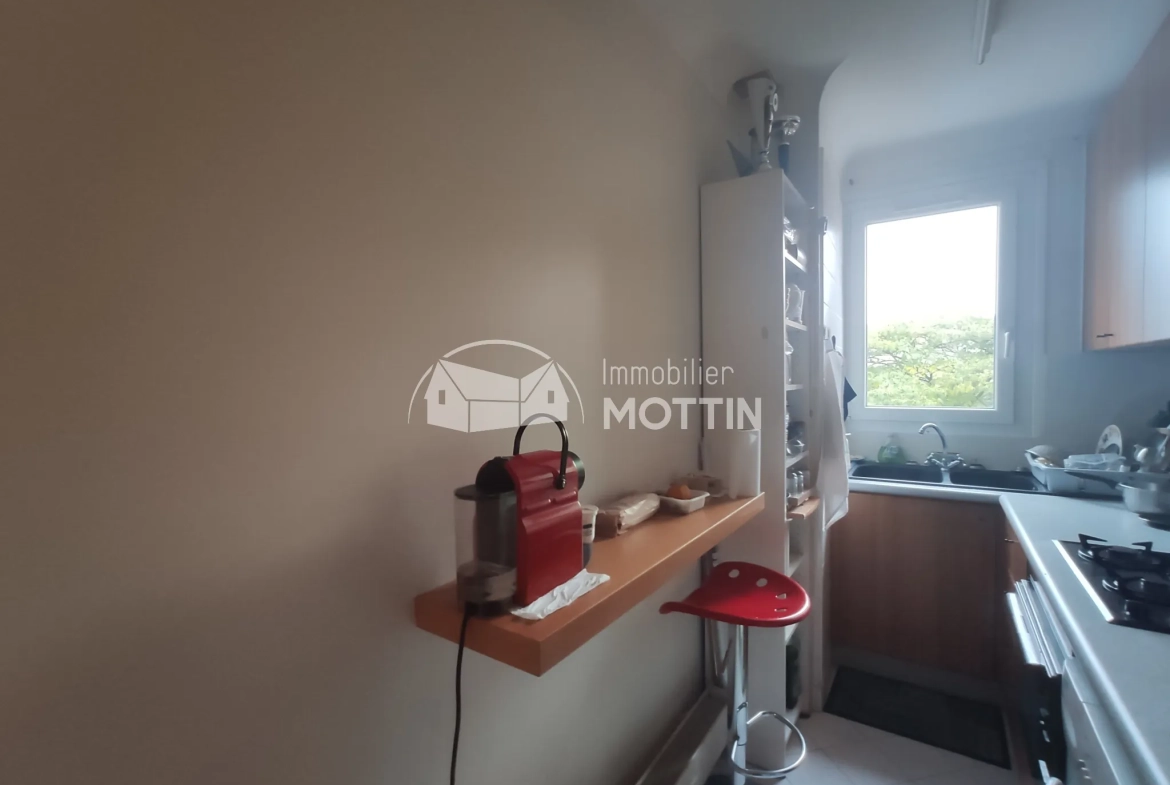 Appartement F2 lumineux à Vitry-sur-Seine près de la gare RER 
