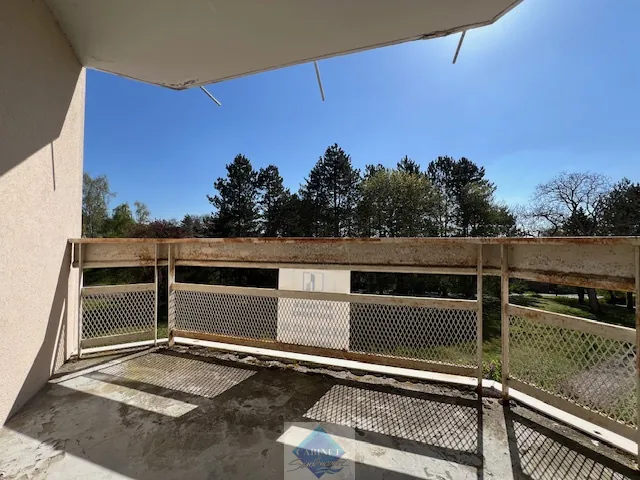 Appartement T4 à Abbeville avec terrasse, garage et cave – Quartier Parc 