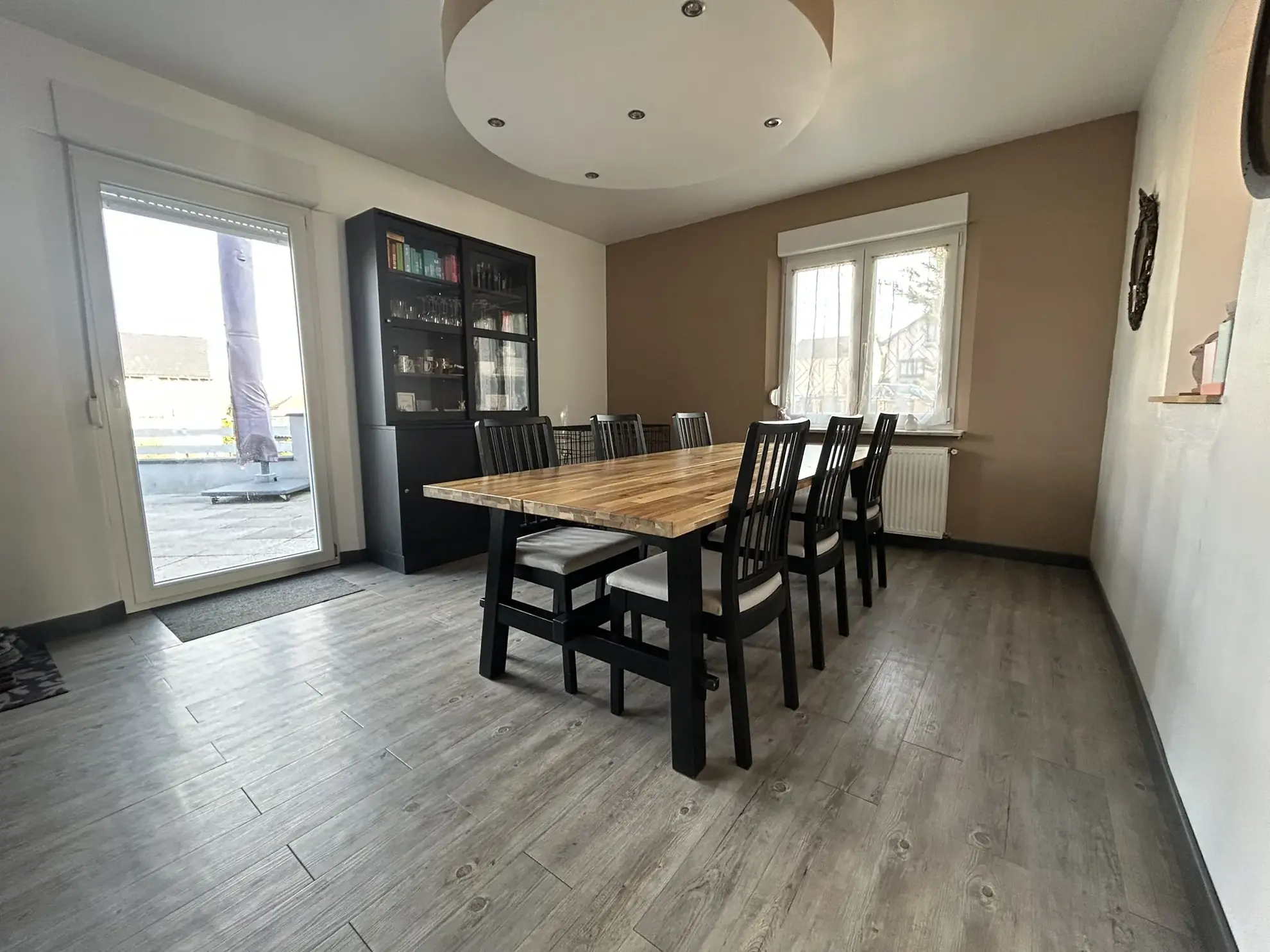 Maison individuelle rénovée avec piscine à Creutzwald – 125m² 
