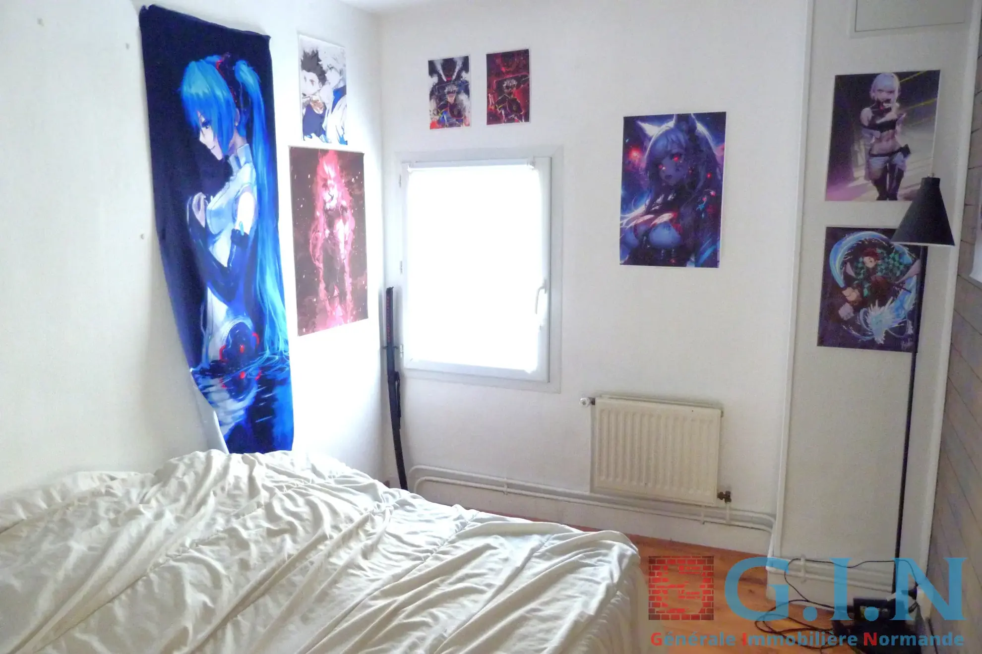 Maison à vendre à Rouen - 42m² rénovée avec dépendance et terrasse 