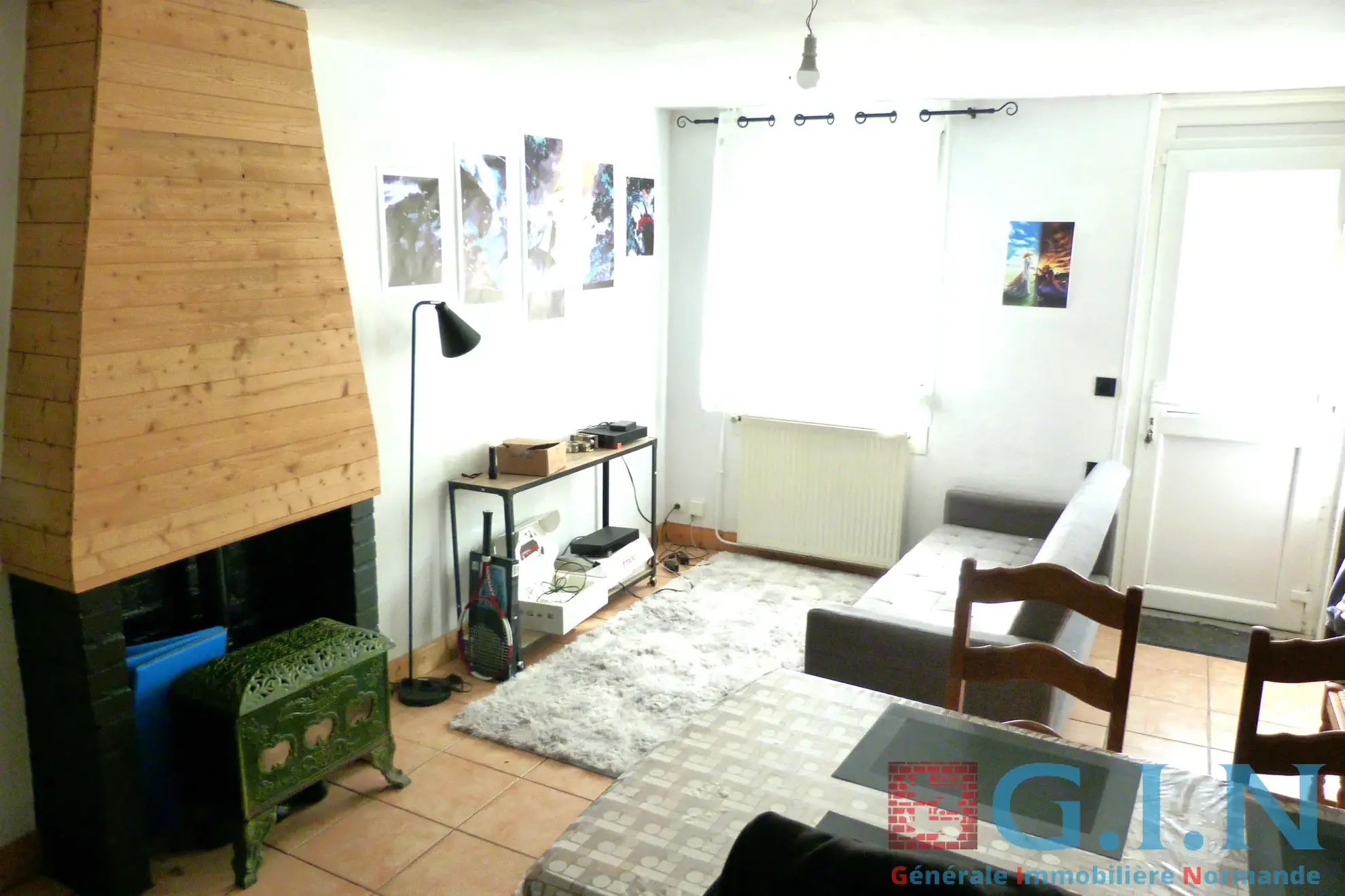Maison à vendre à Rouen - 42m² rénovée avec dépendance et terrasse 