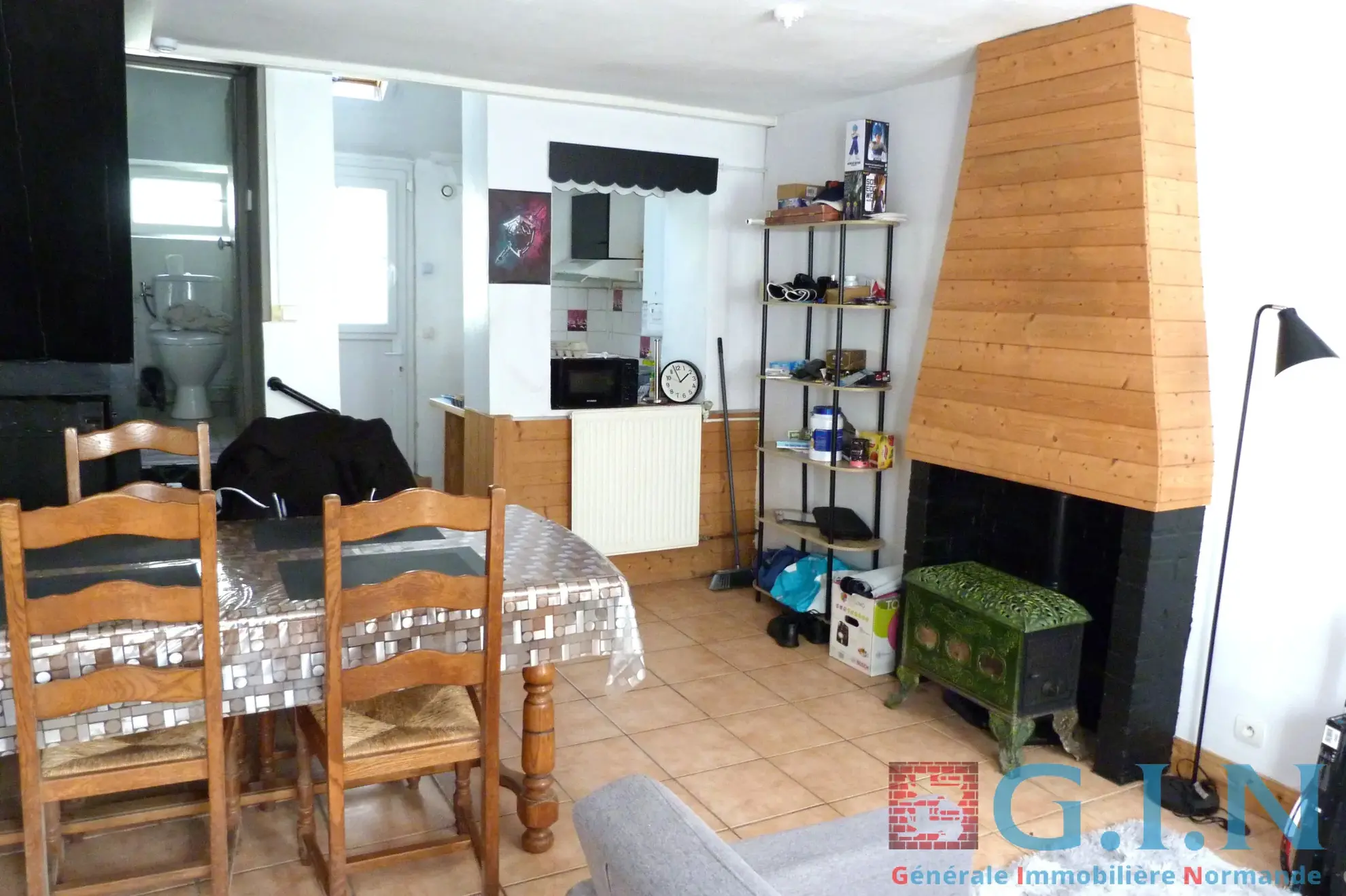 Maison à vendre à Rouen - 42m² rénovée avec dépendance et terrasse 