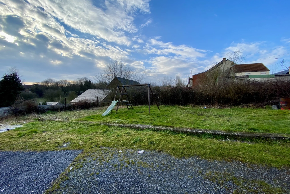 Ensemble immobilier à Hautmont avec fort potentiel d'investissement 