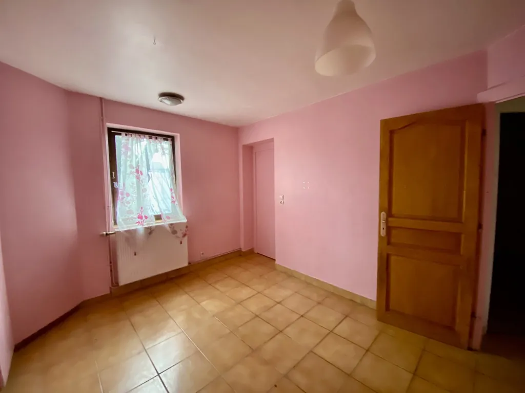 Ensemble immobilier à Hautmont avec fort potentiel d'investissement 