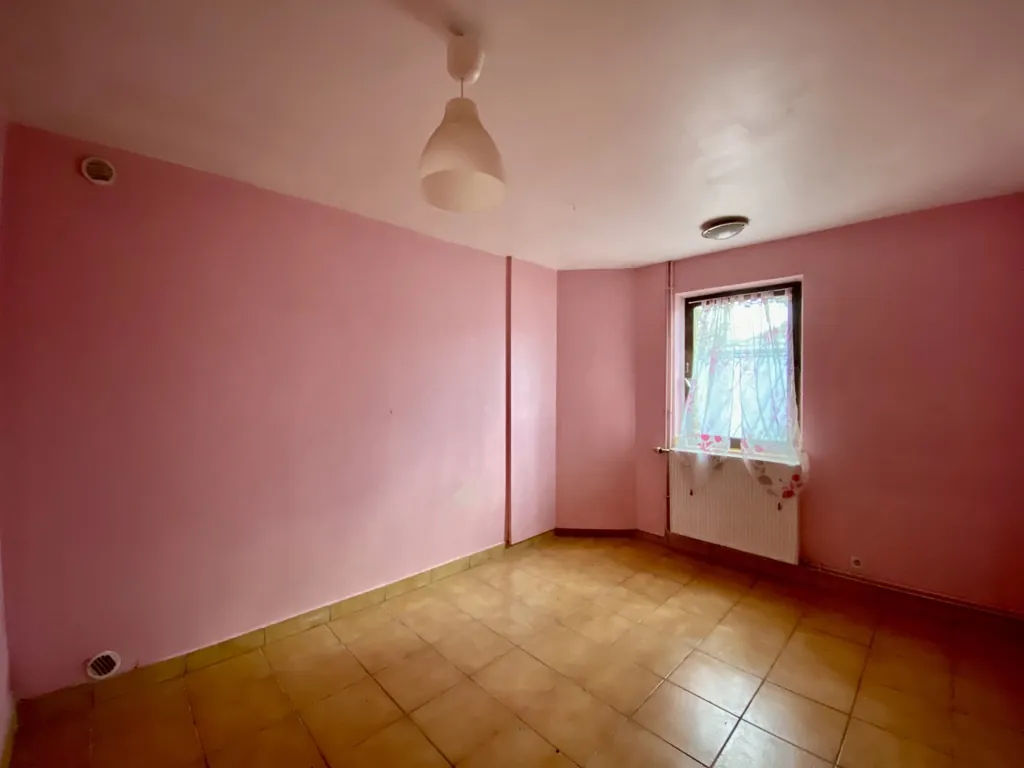 Ensemble immobilier à Hautmont avec fort potentiel d'investissement 