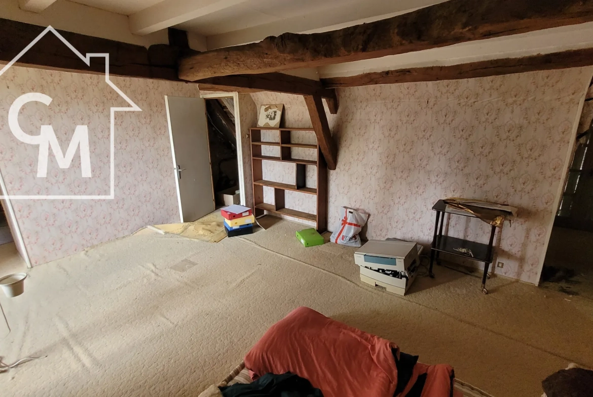 Maison spacieuse de 158 m² avec jardin, garage et dépendances à Pougues-les-Eaux 