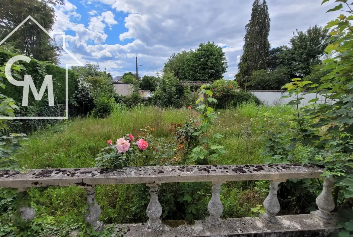 Maison spacieuse de 158 m² avec jardin, garage et dépendances à Pougues-les-Eaux 