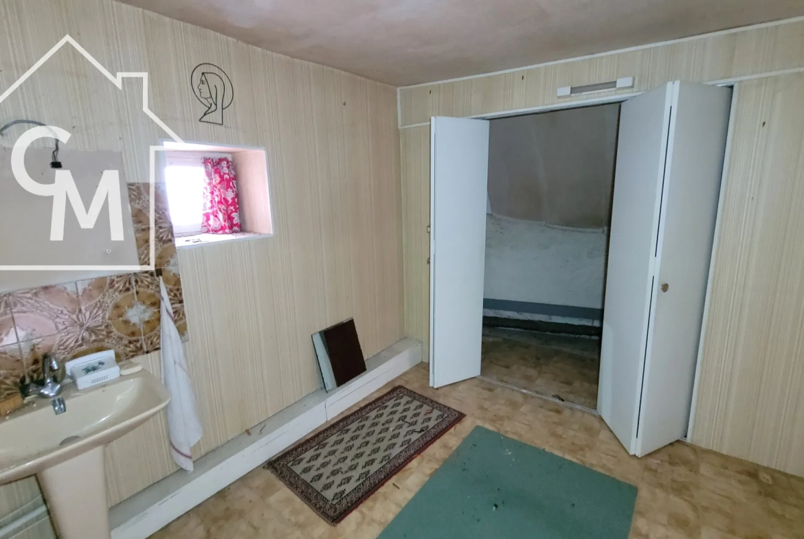 Maison spacieuse de 158 m² avec jardin, garage et dépendances à Pougues-les-Eaux 