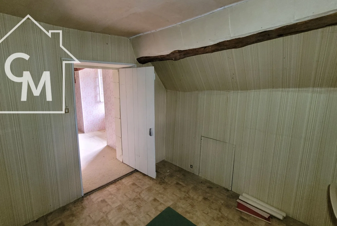 Maison spacieuse de 158 m² avec jardin, garage et dépendances à Pougues-les-Eaux 