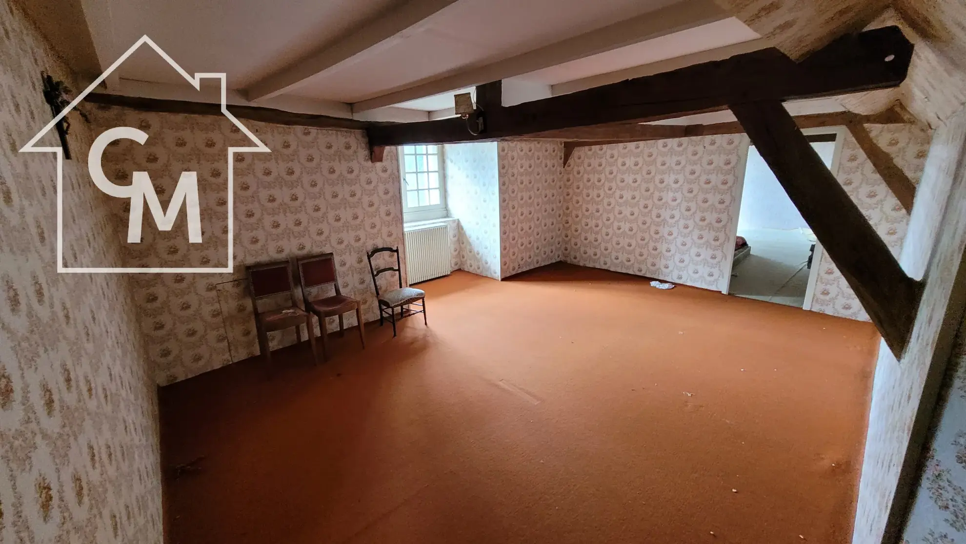 Maison spacieuse de 158 m² avec jardin, garage et dépendances à Pougues-les-Eaux 
