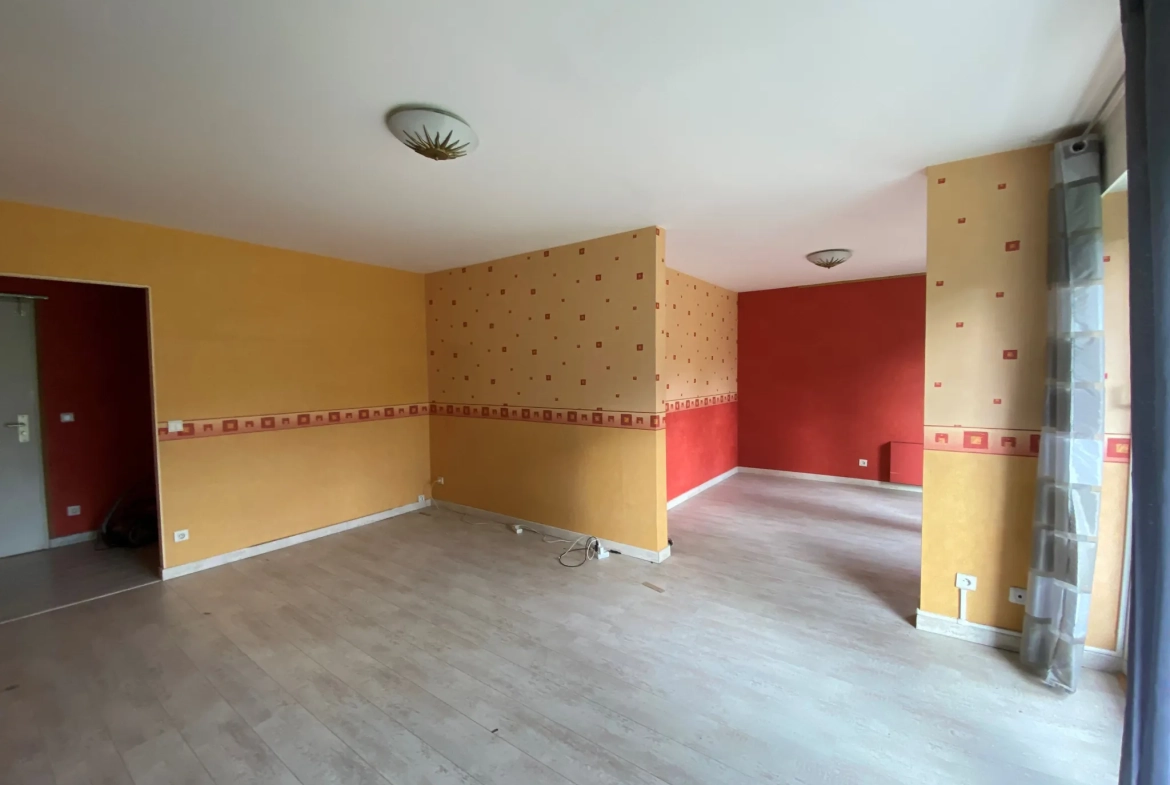 Appartement 3 pièces de 69 m² à Viry-Châtillon avec balcon, cave et parking sécurisé 