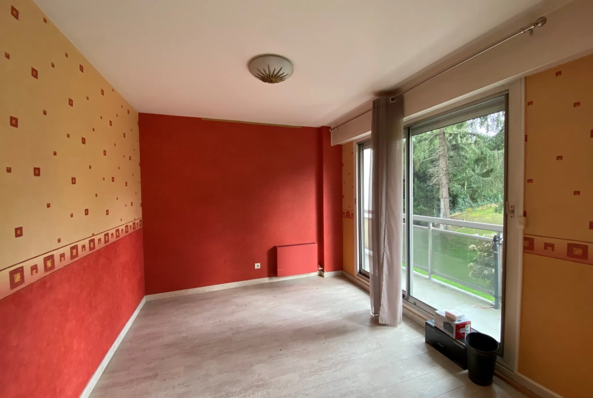 Appartement 3 pièces de 69 m² à Viry-Châtillon avec balcon, cave et parking sécurisé 