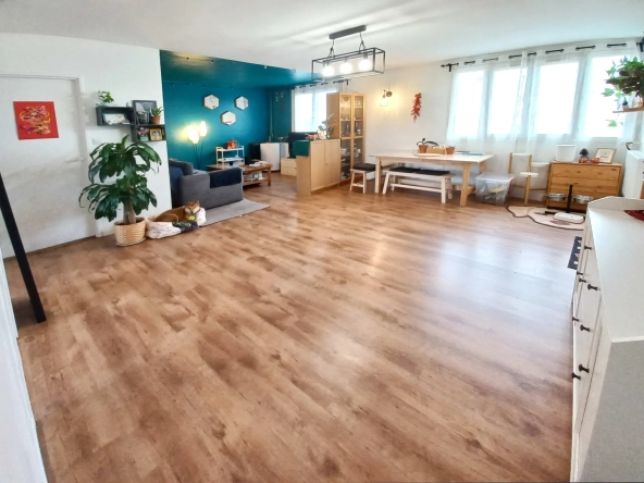 Appartement 3 pièces avec vue dégagée à Choisy-le-Roi, proche tram T9