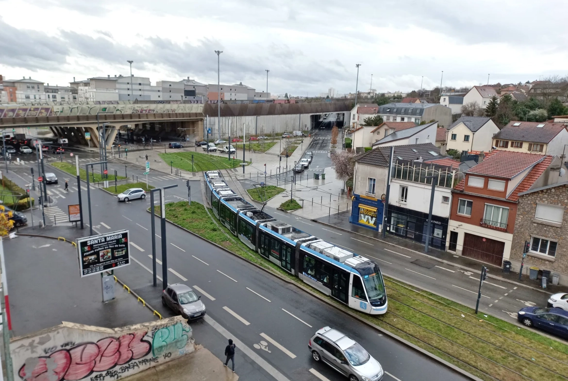 Appartement 3 pièces avec vue dégagée à Choisy-le-Roi, proche tram T9 