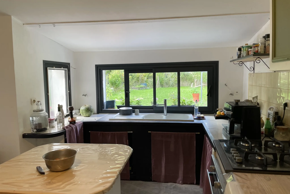 Charmante maison de caractère à Saint Médard d'Aunis avec jardin arboré 