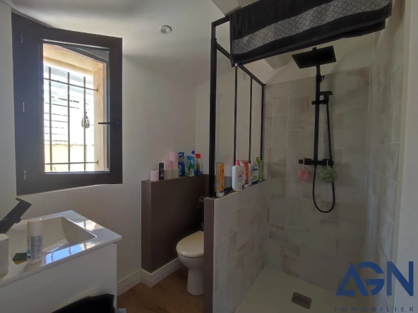 Maison 3 pièces avec jardin et terrasse à Agde, entièrement rénovée 