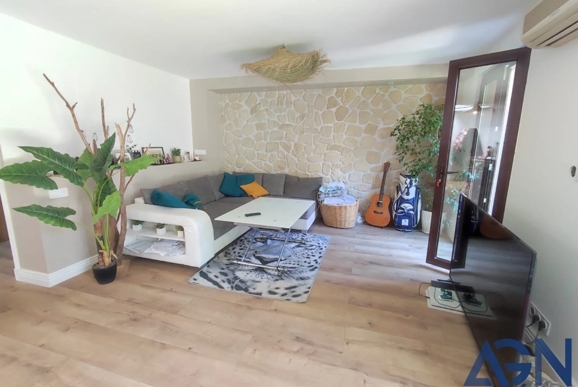 Maison 3 pièces avec jardin et terrasse à Agde, entièrement rénovée 