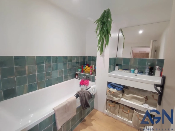 Maison 3 pièces avec jardin et terrasse à Agde, entièrement rénovée 