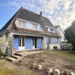 Belle maison à rénover à Oysonville, proche Paris et Etampes, avec jardin et garage