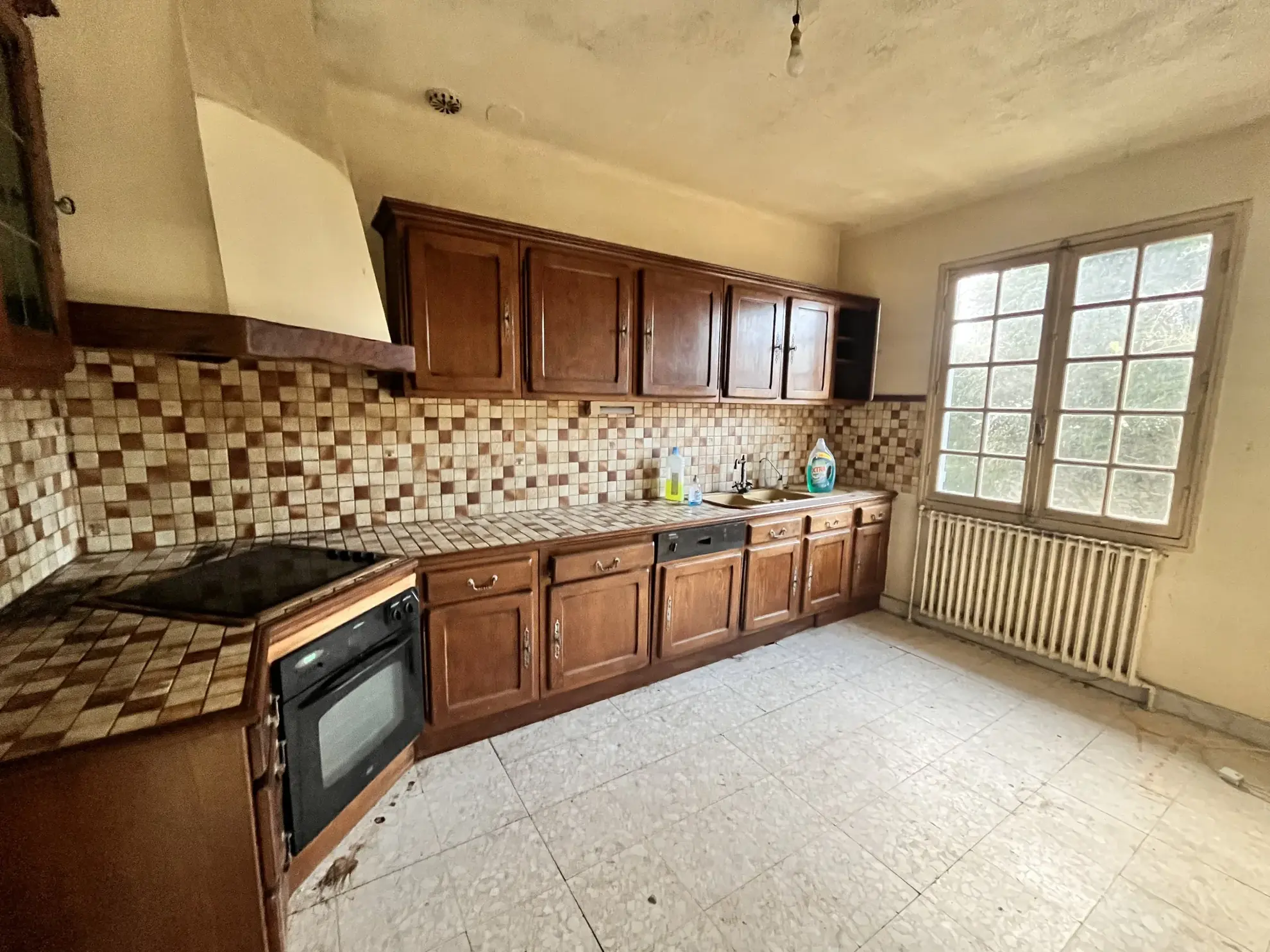 Belle maison à rénover à Oysonville, proche Paris et Etampes, avec jardin et garage 