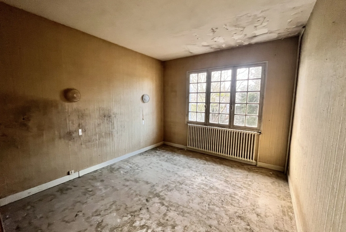 Belle maison à rénover à Oysonville, proche Paris et Etampes, avec jardin et garage 