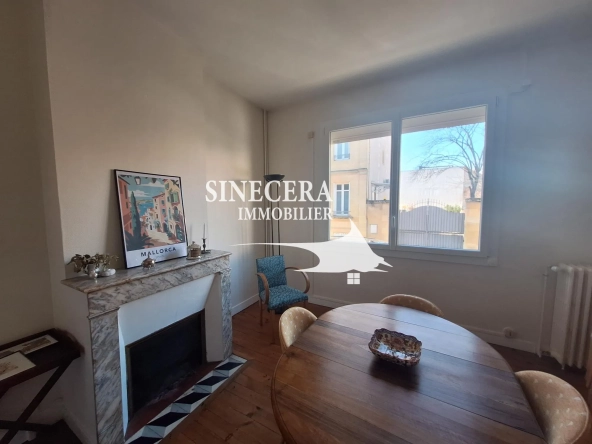 Maison de ville à Bergerac avec jardin, 3 chambres, idéale pour investissement locatif 
