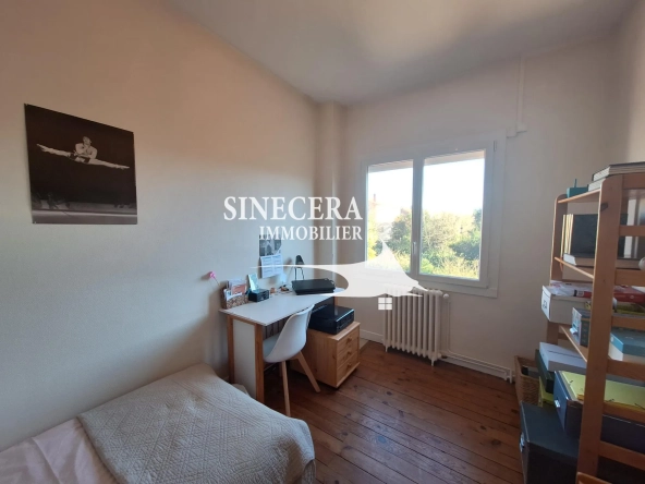 Maison de ville à Bergerac avec jardin, 3 chambres, idéale pour investissement locatif 