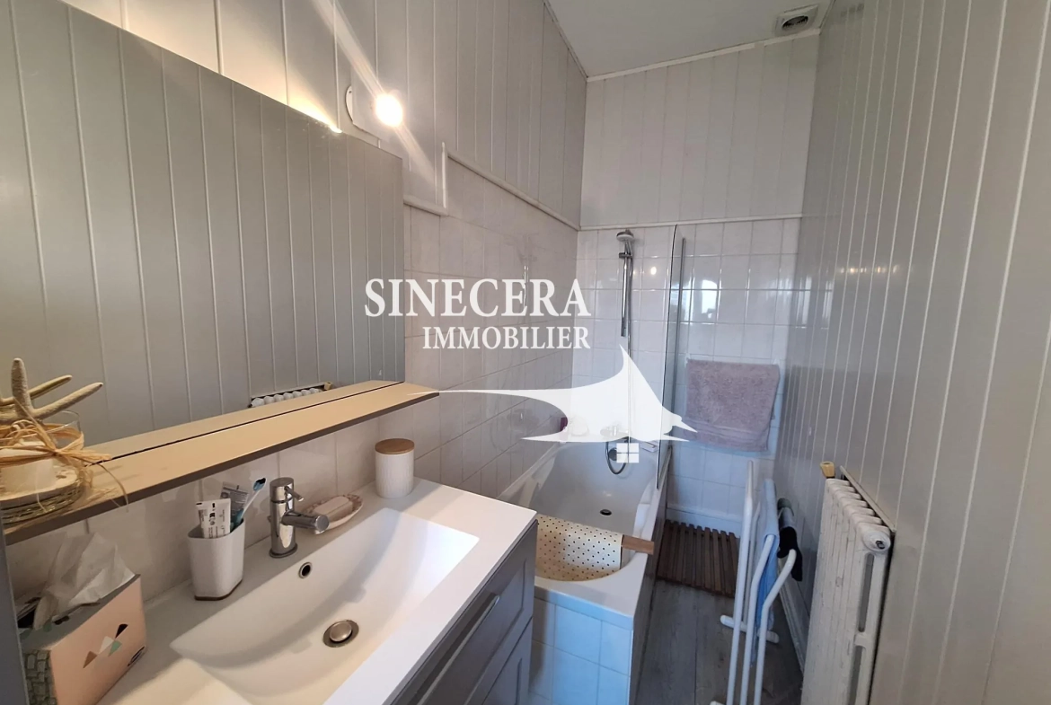 Maison de ville à Bergerac avec jardin, 3 chambres, idéale pour investissement locatif 