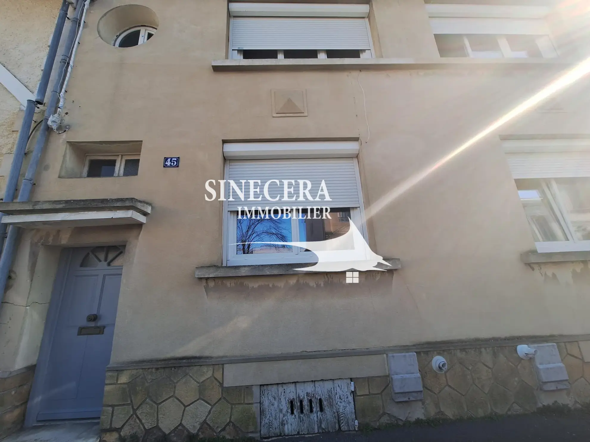 Maison de ville à Bergerac avec jardin, 3 chambres, idéale pour investissement locatif 