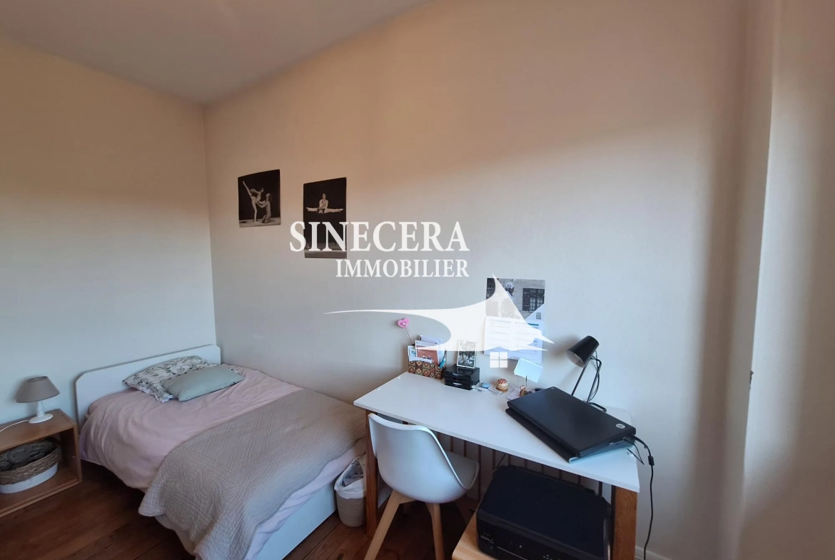Maison de ville à Bergerac avec jardin, 3 chambres, idéale pour investissement locatif 