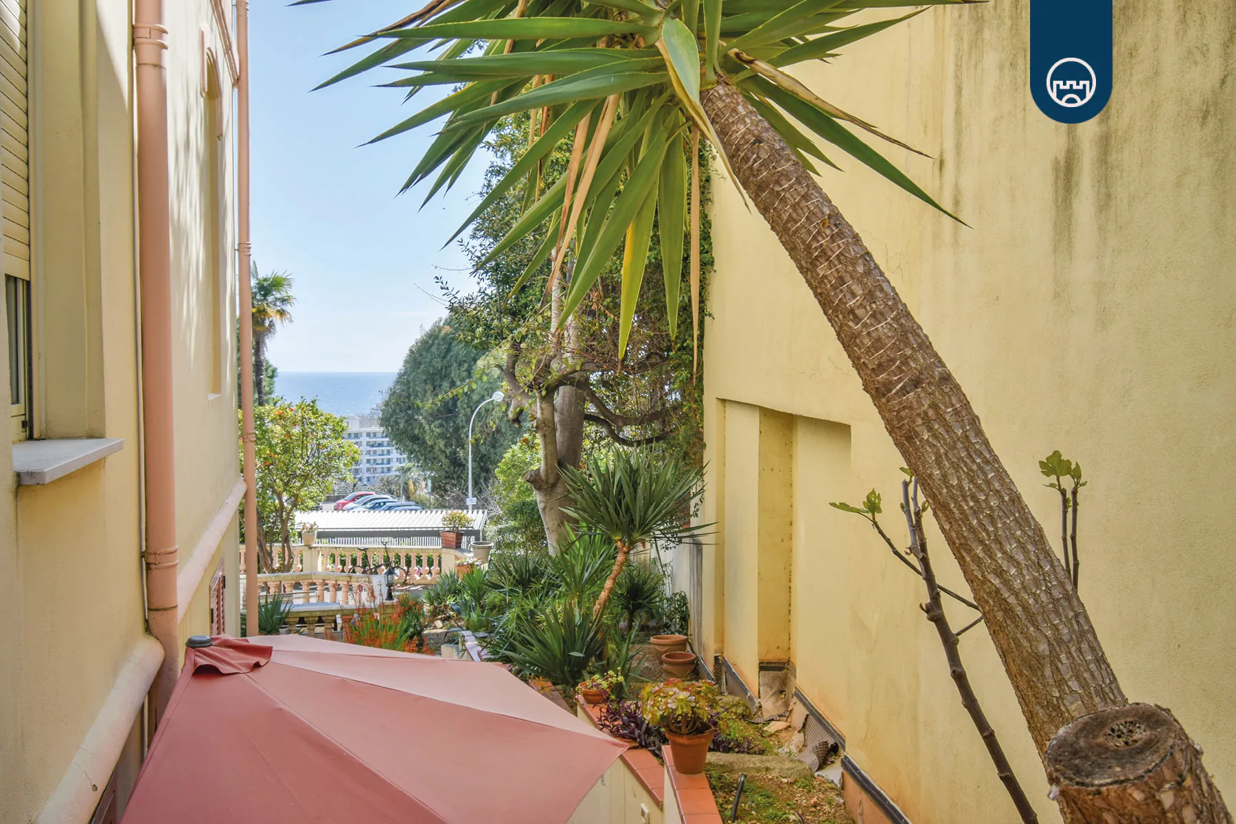 Appartement 2 pièces à Nice Saint Philippe avec terrasse et vue mer 