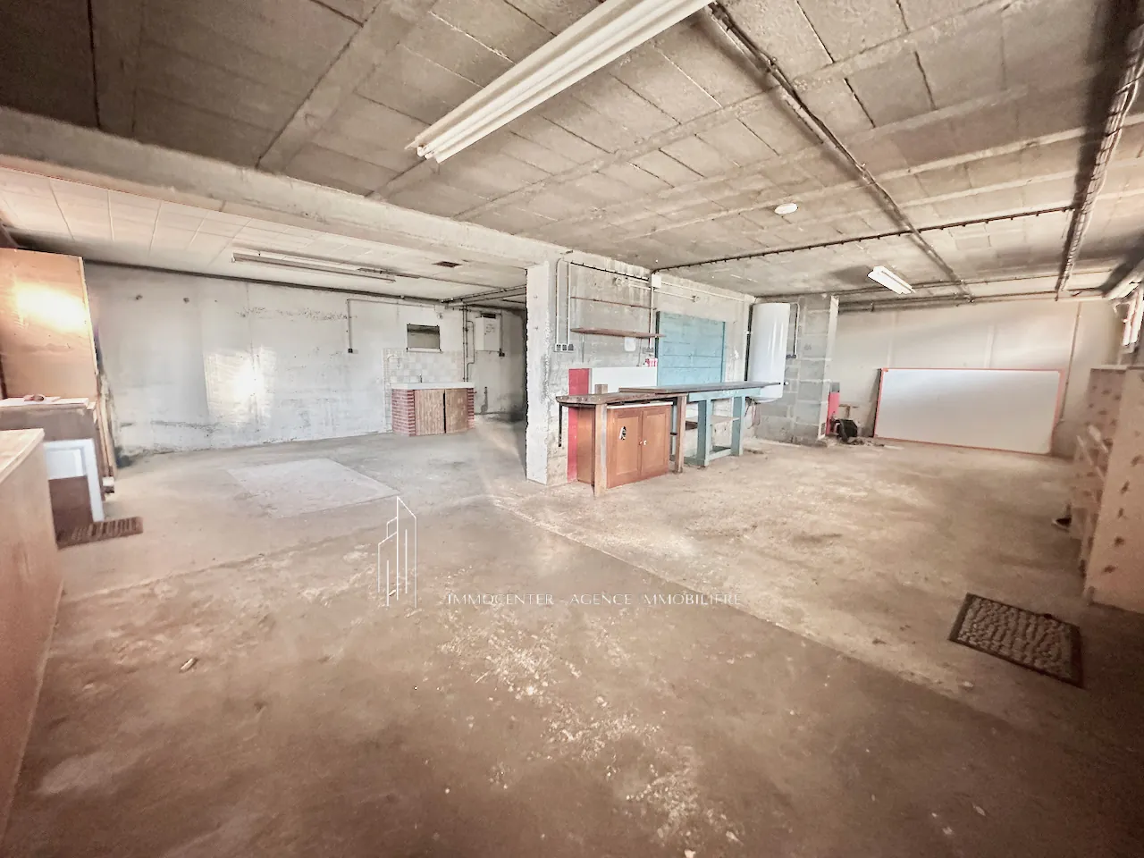 Maison de 100 m² avec grand terrain à Clonas-sur-Vareze - Opportunité à saisir 