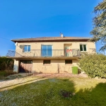 Maison de 100 m² avec grand terrain à Clonas-sur-Vareze - Opportunité à saisir