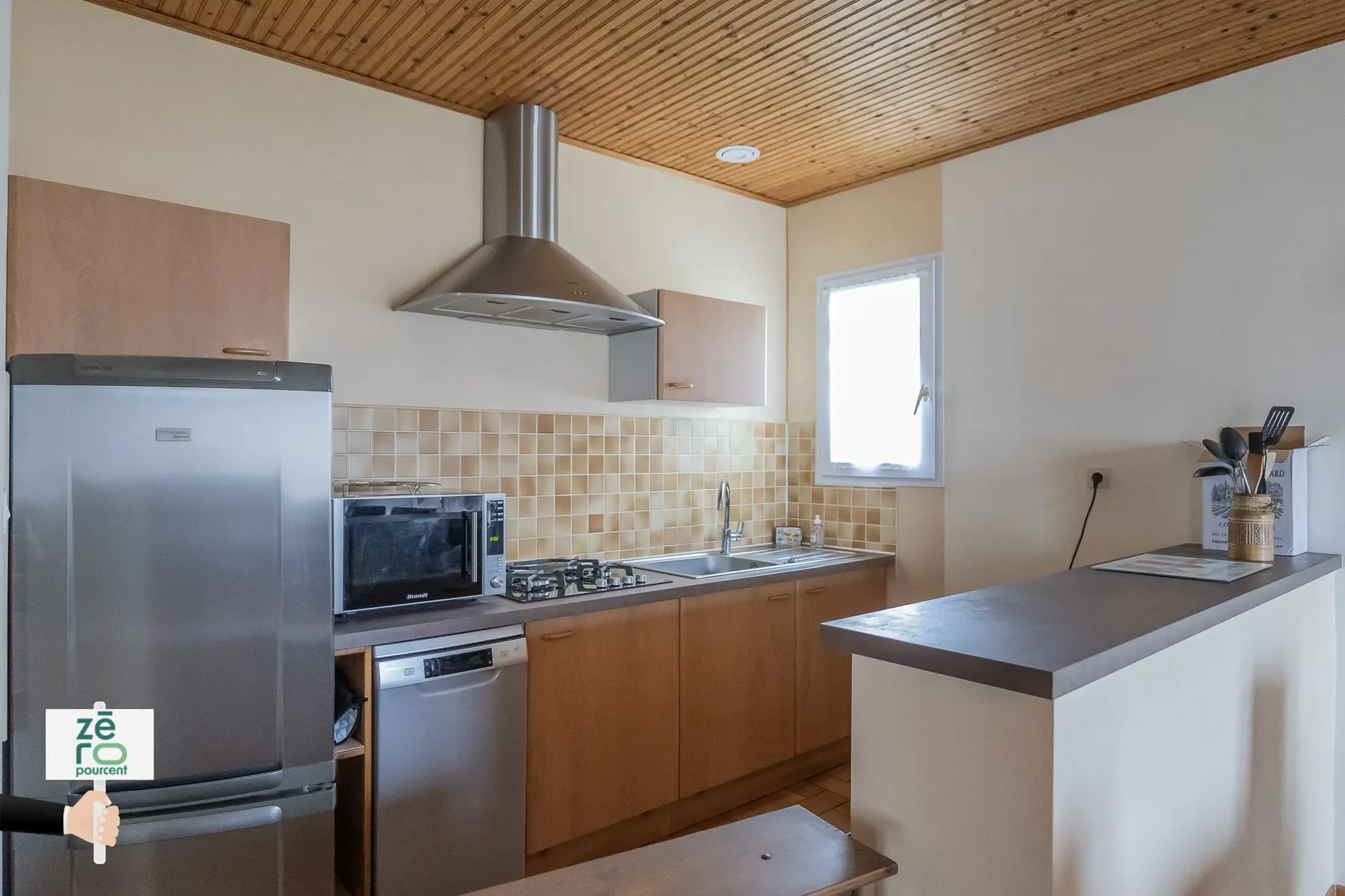 Charmant pavillon à vendre à L’Aiguillon, 2 chambres, véranda, garage et terrain clos en Vendée 