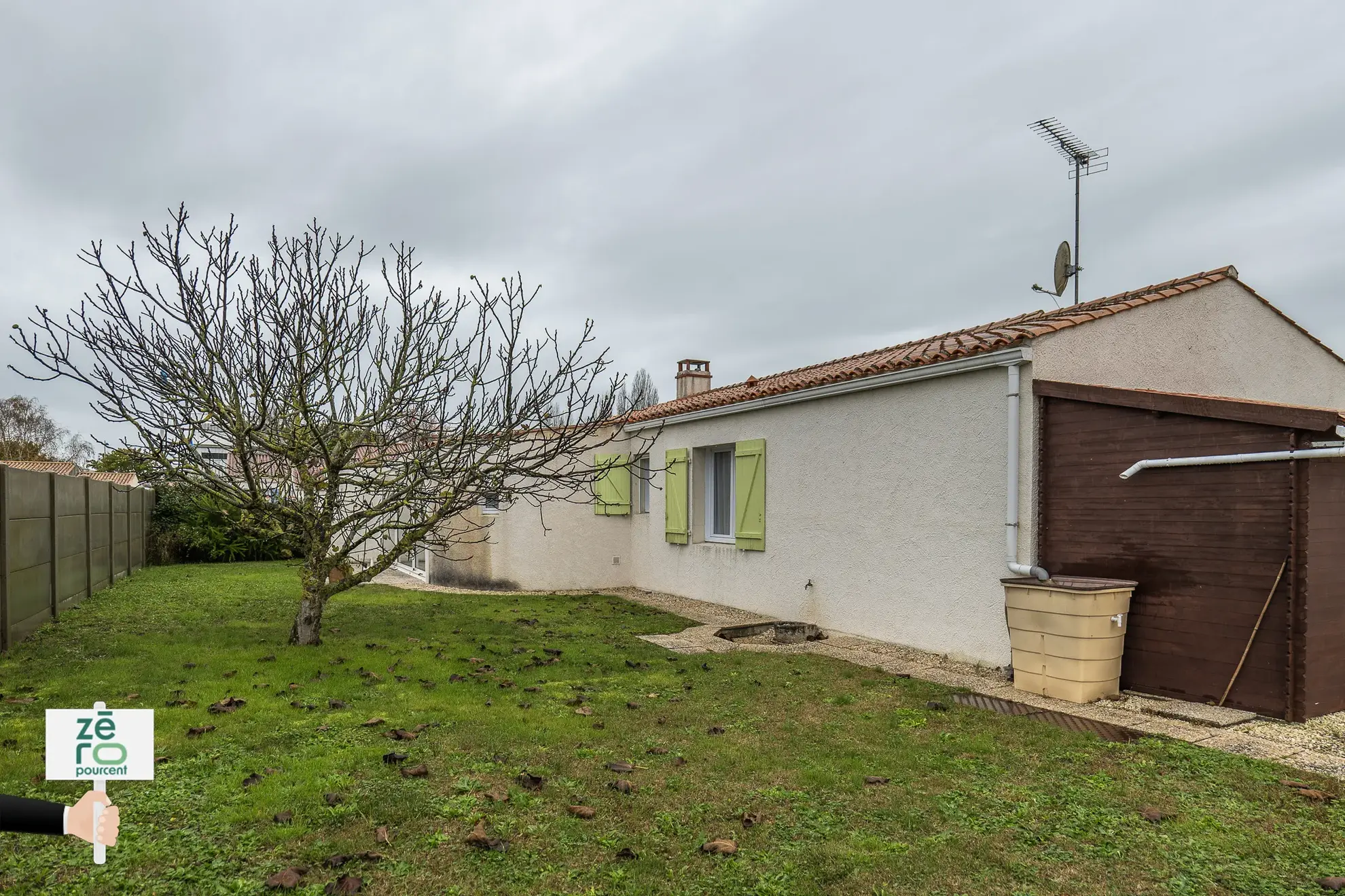 Charmant pavillon à vendre à L’Aiguillon, 2 chambres, véranda, garage et terrain clos en Vendée 