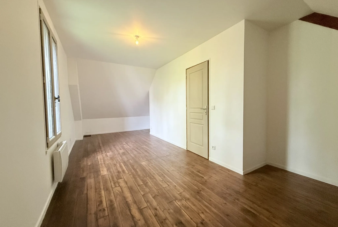 Maison rénovée de 87 m² avec grand terrain à Vierzon, quartier Nord 