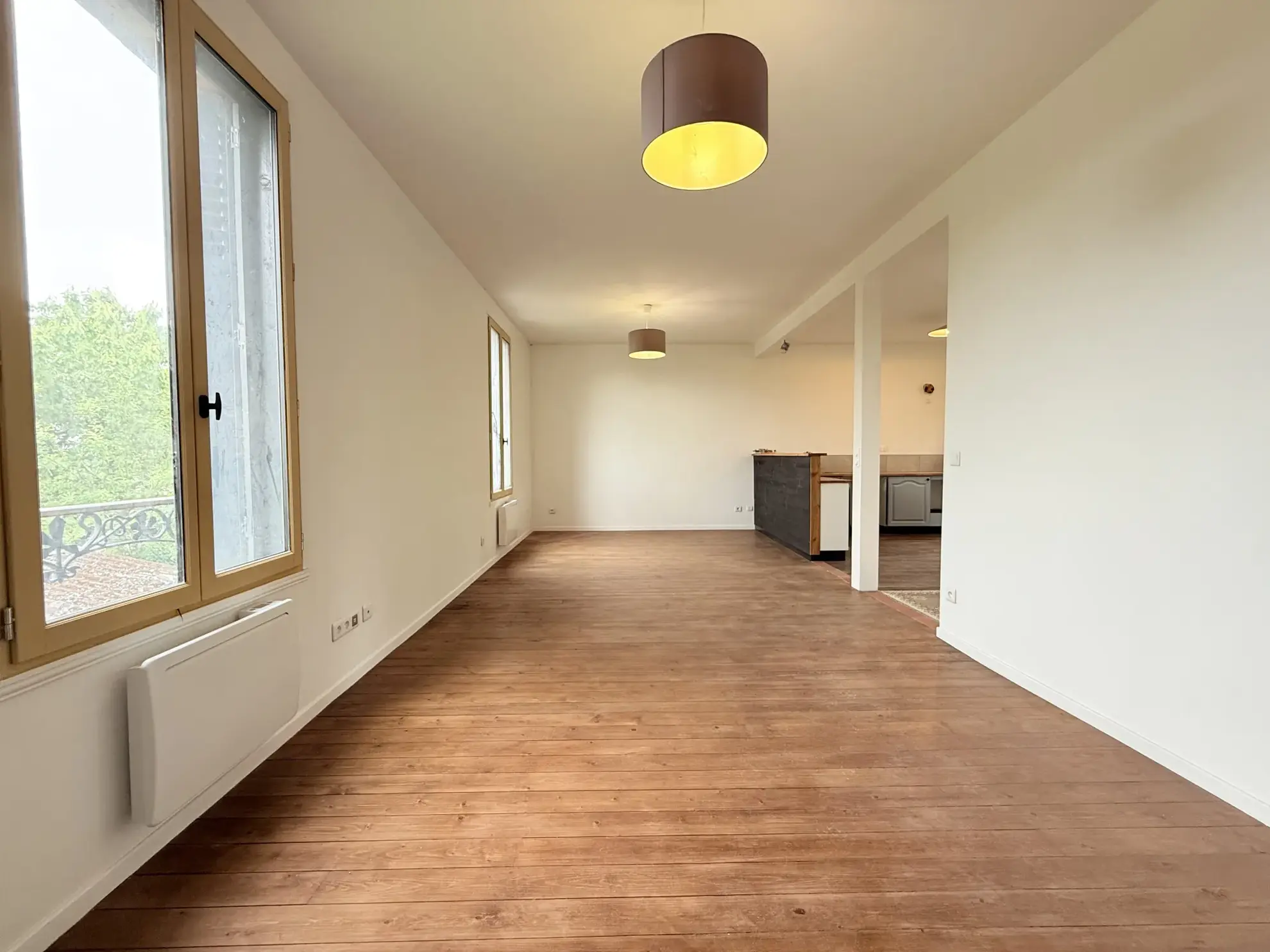 Maison rénovée de 87 m² avec grand terrain à Vierzon, quartier Nord 